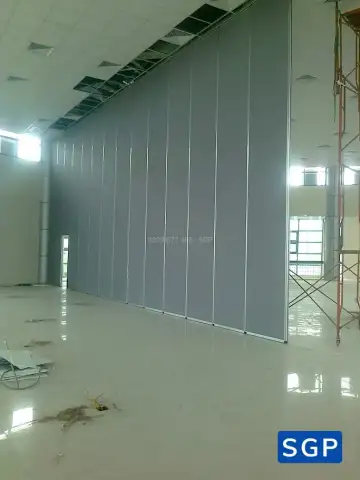 Sản xuất và lắp đặt vách di động - trung tâm việc làm miền bắc