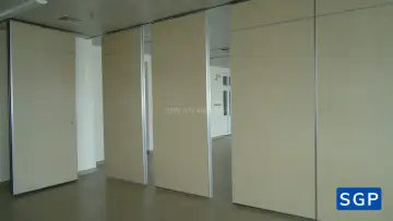 Sản xuất và lắp đặt vách di động cho bệnh viện
