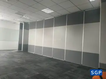 Sản xuất và lắp đặt vách di động cho công ty bào hiểm