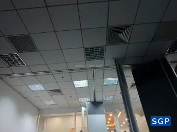 Sản xuất và lắp đặt vách di động cho công ty bào hiểm