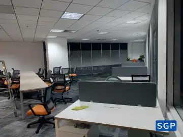 Sản xuất và lắp đặt vách di động cho công ty bào hiểm