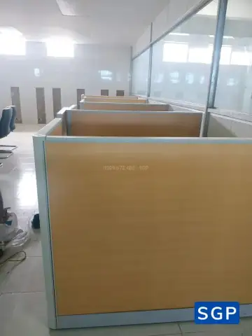Sản xuất và lắp đặt vách gỗ cho công ty may mặc