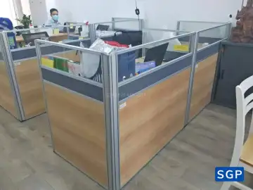 vách hệ 25 gỗ kính