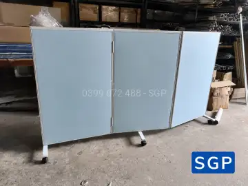 Sản xuất vách ngăn có bánh xe vải nỉ màu xanh