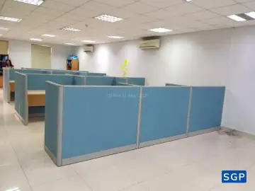 lắp đặt hoàn thiện vách nỉ cho công ty ở quận 5