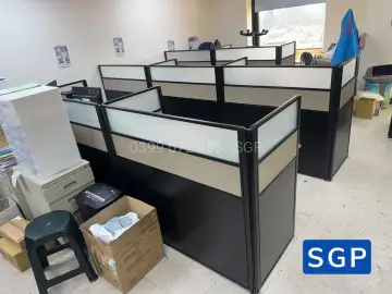 Lắp đặt hoàn thiện vách ngăn bàn làm việc
