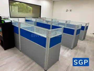 Lắp đặt hoàn thiện vách ngăn bàn làm việc