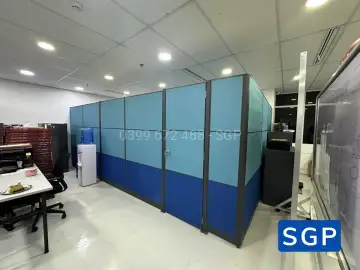 vách ngăn phòng bằng nỉ