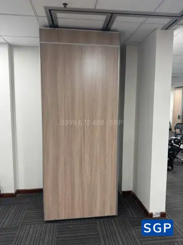 Hoàn thiện bộ vách di động có cửa
