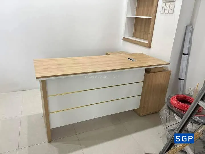Bàn giám đốc C1