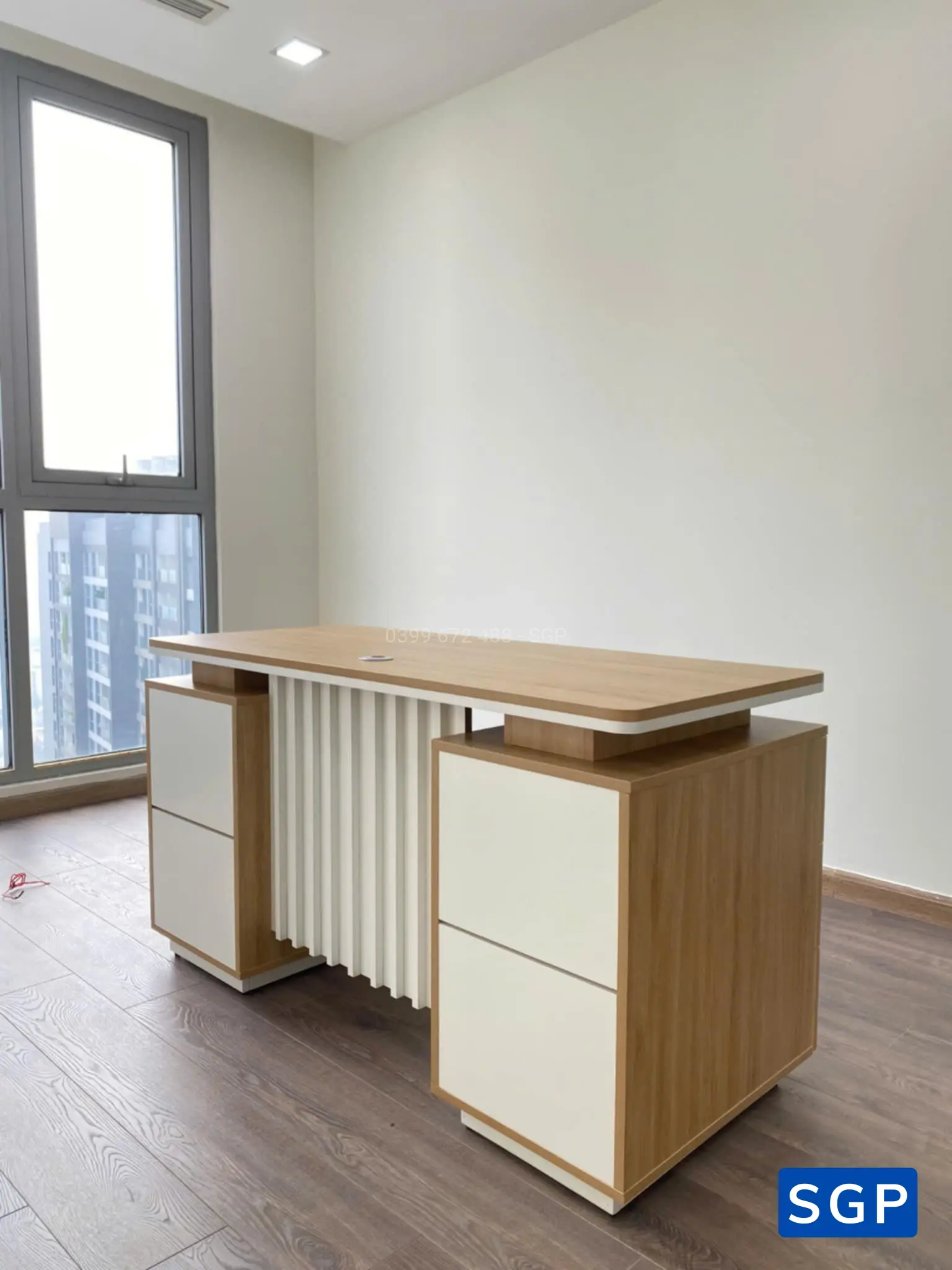 Bàn giám đốc C3