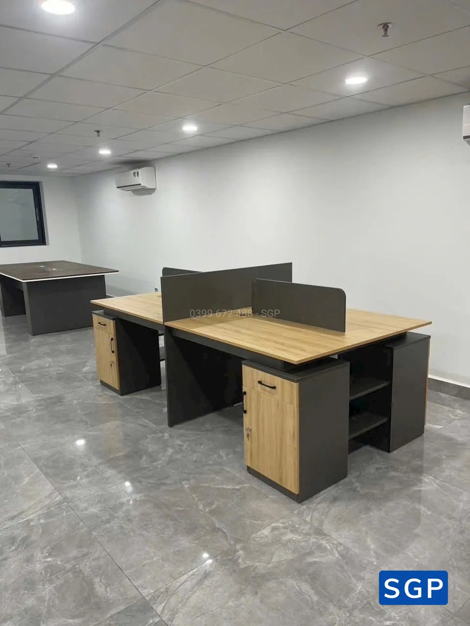 Bàn làm việc chân gỗ 4 người ngồi