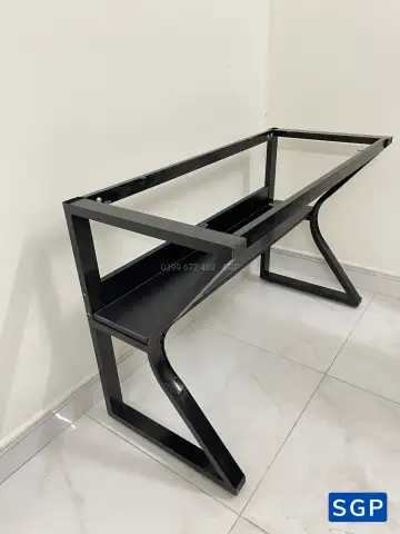 Bàn Gaming 4