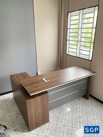 Bàn giám đốc C1 4