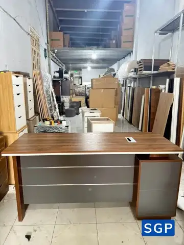 Bàn Giám Đốc C2 4